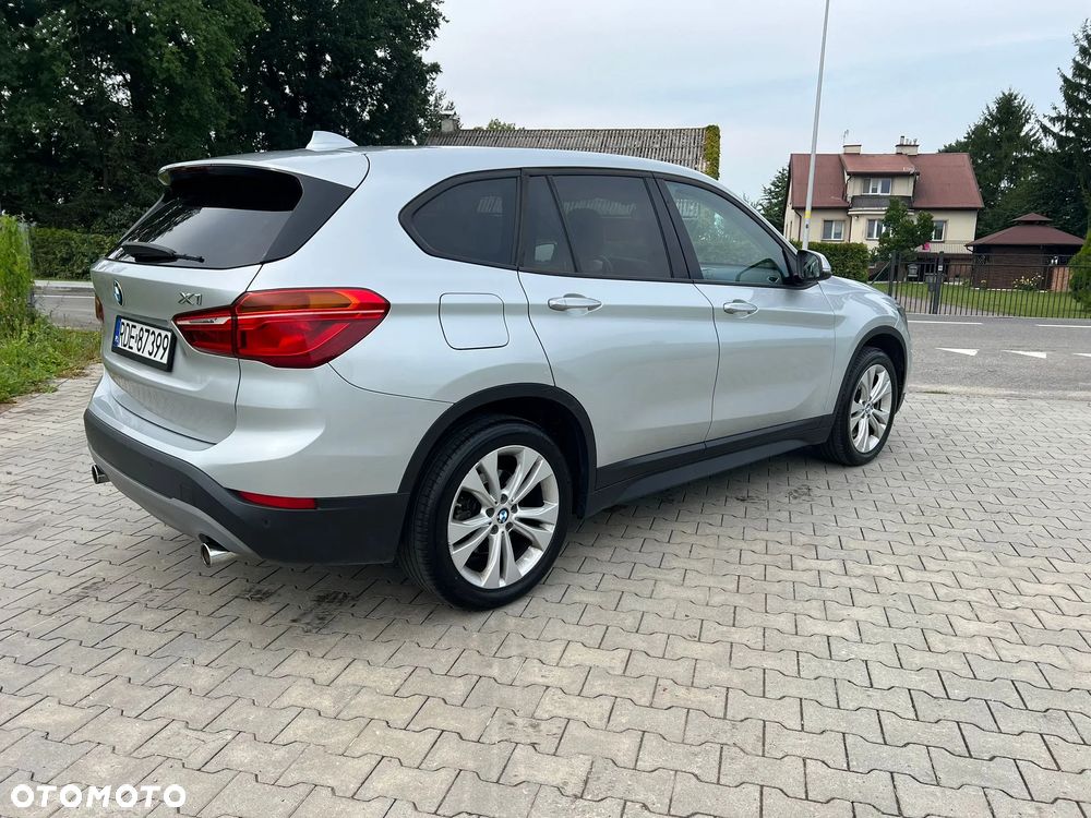 BMW X1 xDrive25d Advantage sport - 4