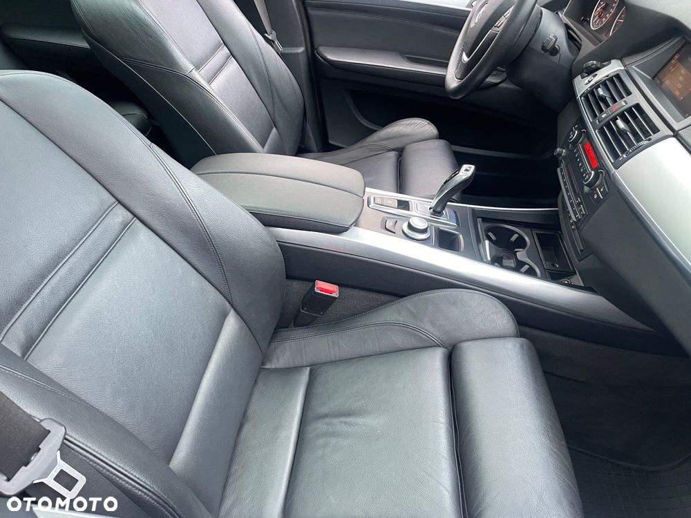 BMW X5 xDrive35d - 25