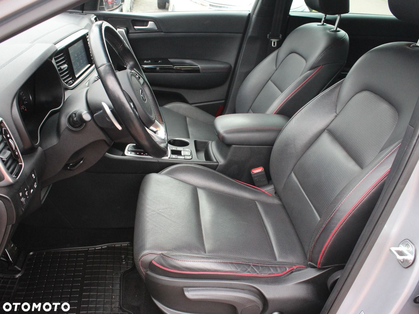 Kia Sportage - 12