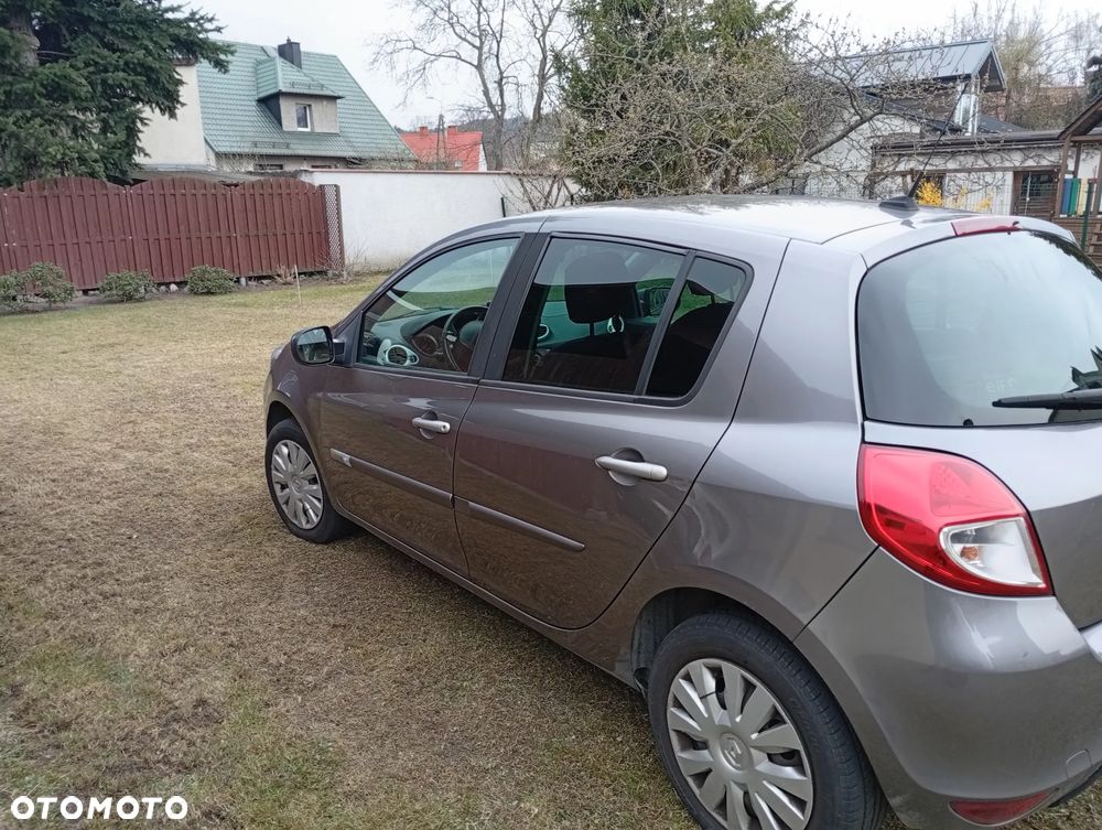 Renault Clio 1.2 16V Tech Run - 4