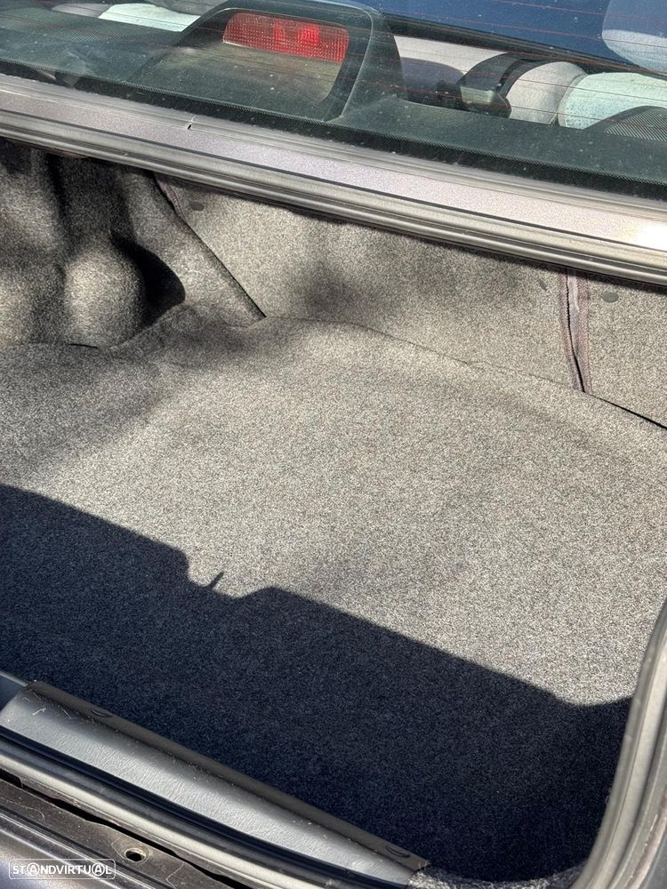 Honda Civic 1.5i LS - 13