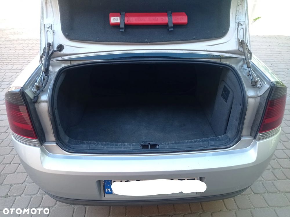 Opel Vectra 1.8 Comfort - 4