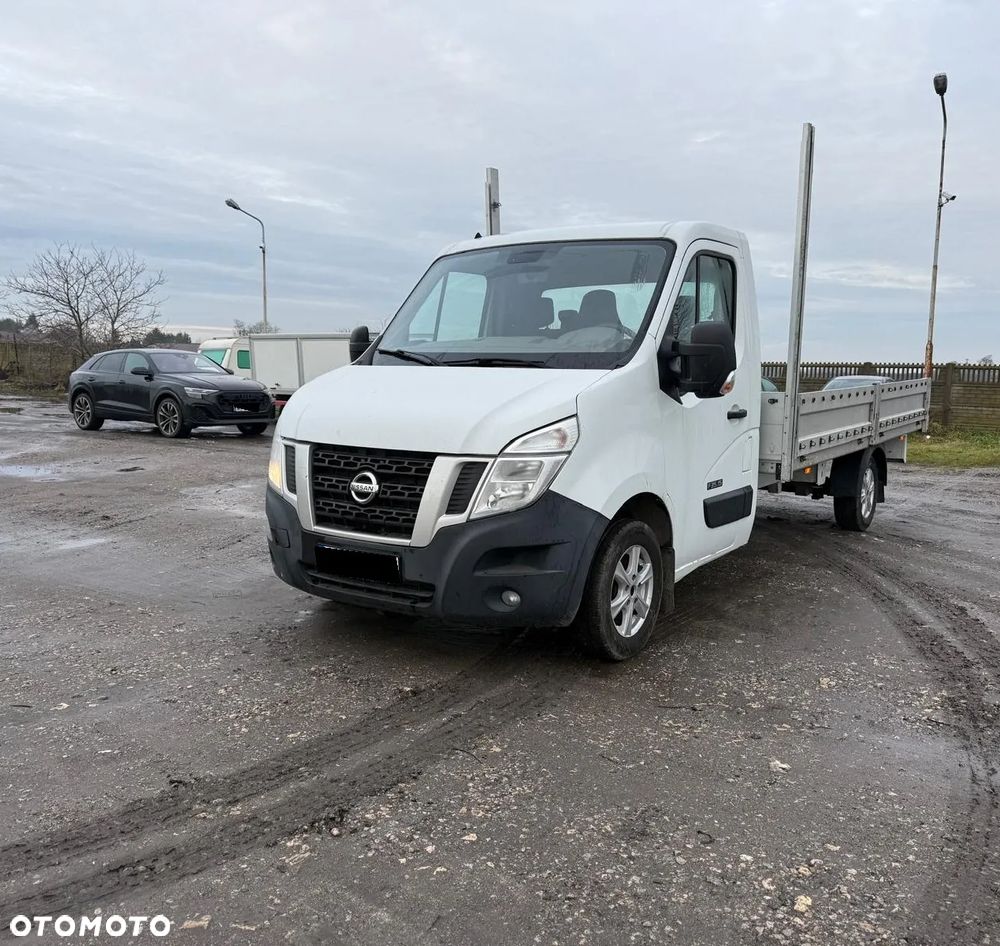 Nissan NV400 - 6