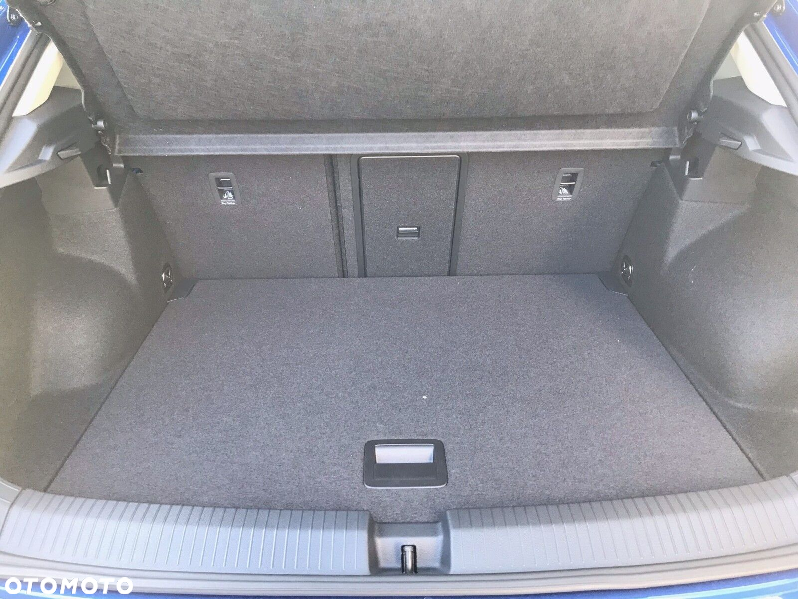 Volkswagen T-Roc - 11