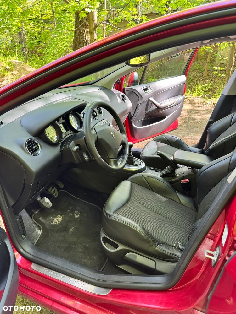 Peugeot 308 1.6 Premium Plus - 6