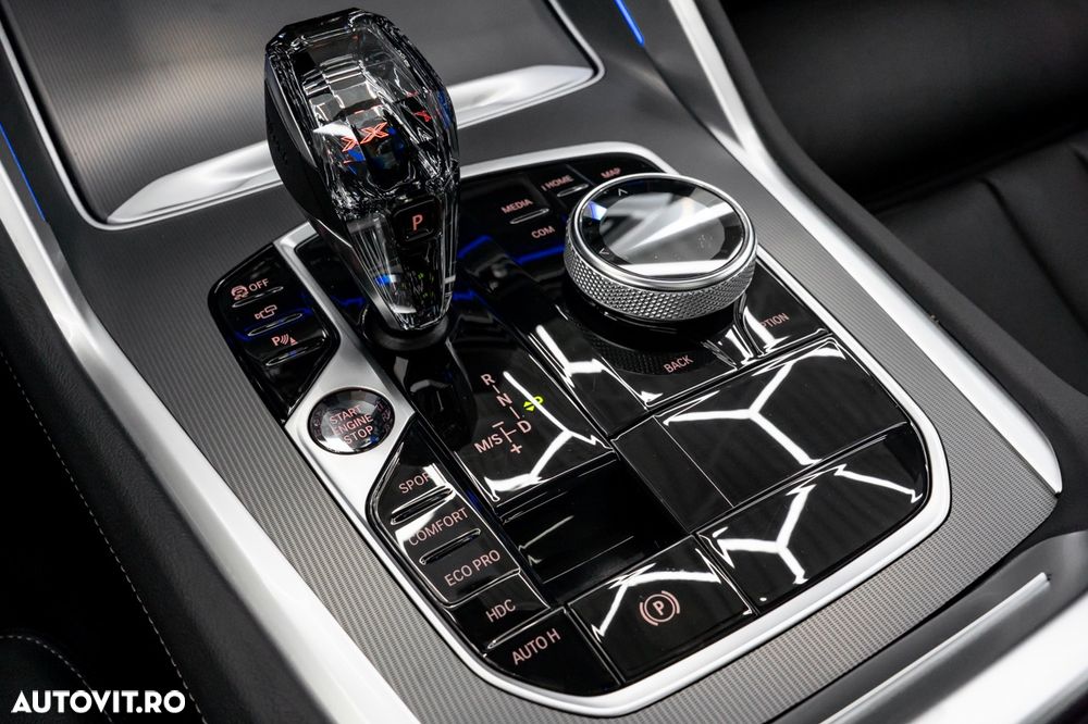 BMW X6 xDrive40i AT MHEV - 36