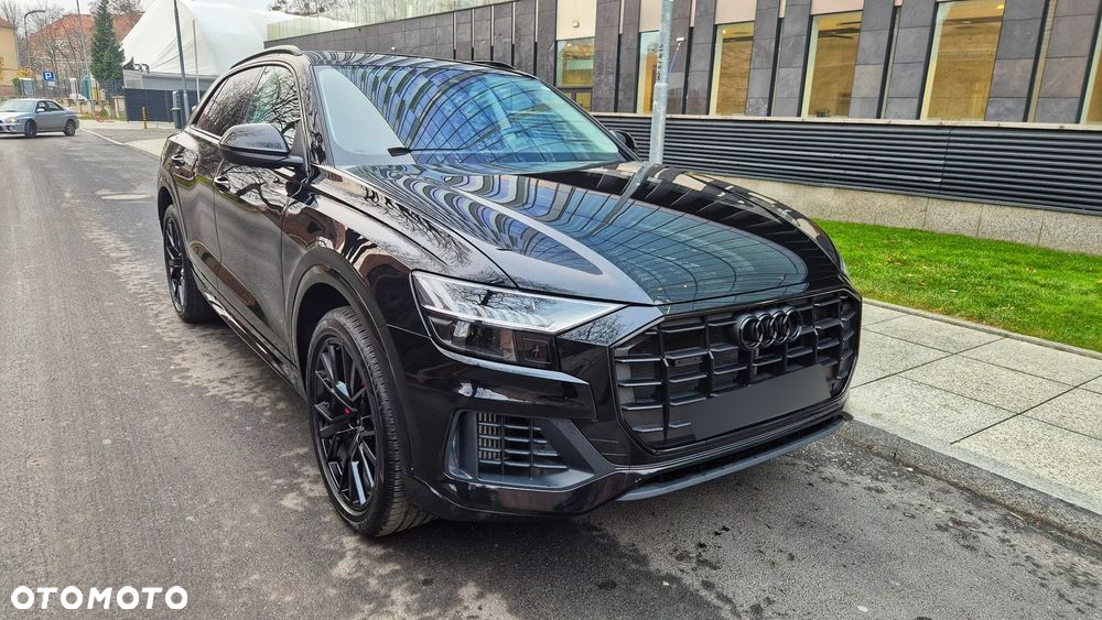Audi Q8 55 TFSI quattro tiptronic - 2