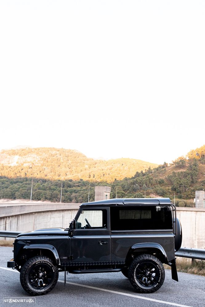 Land Rover Defender 90 2.5 TDi Metal Top - 3