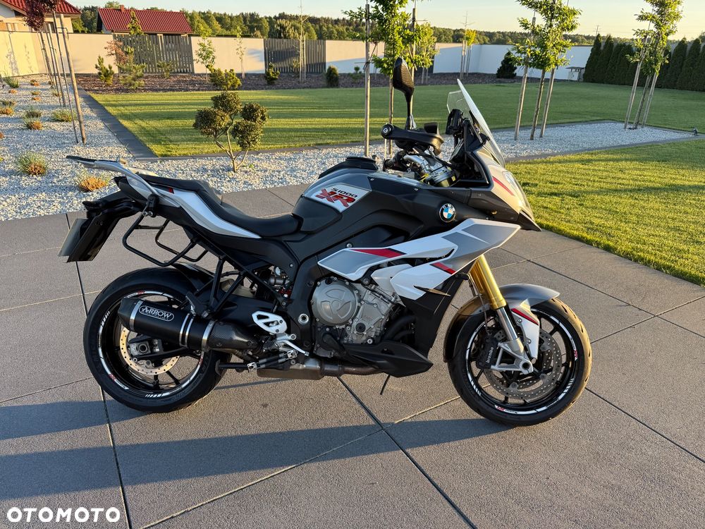 BMW XR - 1