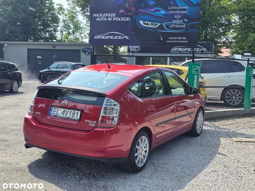 Toyota Prius 1.5 VVT-i Sol - 11