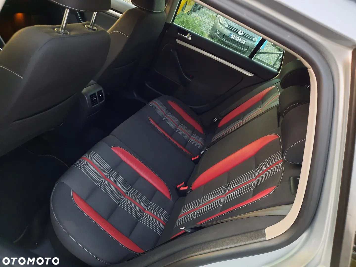 Volkswagen Golf Variant 1.6 TDI DPF MATCH - 18