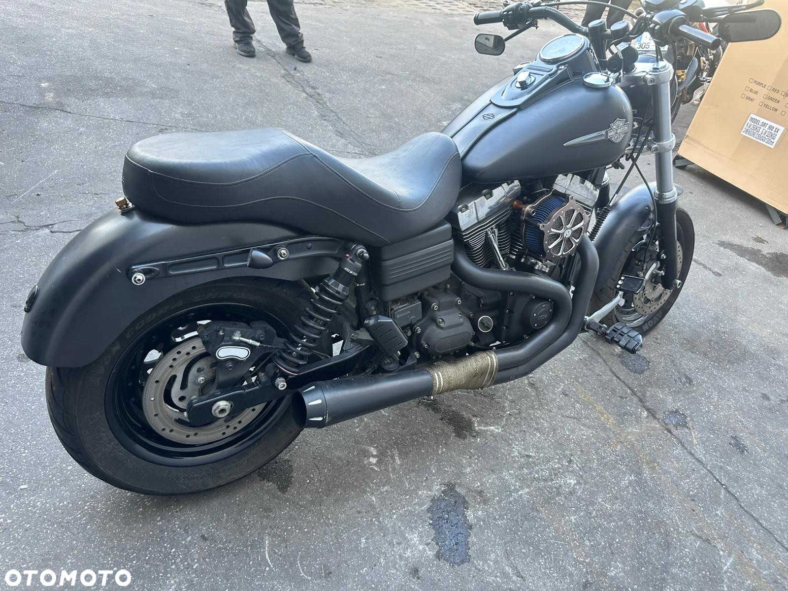 Harley-Davidson Dyna Fat Bob - 8