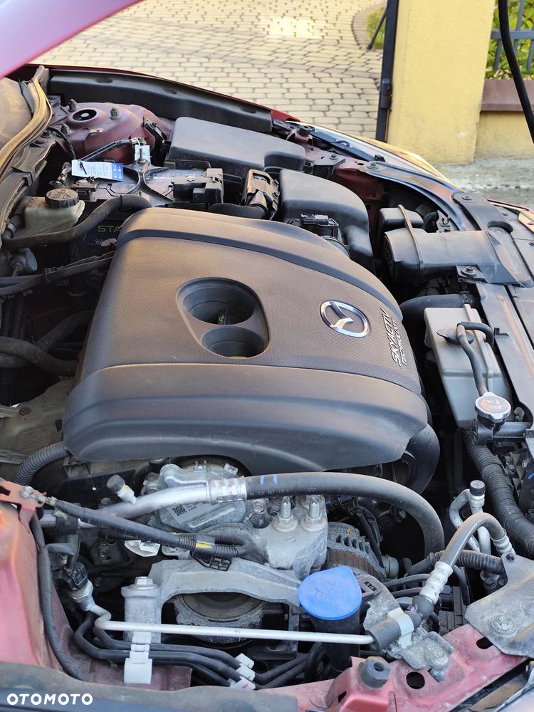 Mazda 3 SKYACTIV-G 120 Signature+ - 34