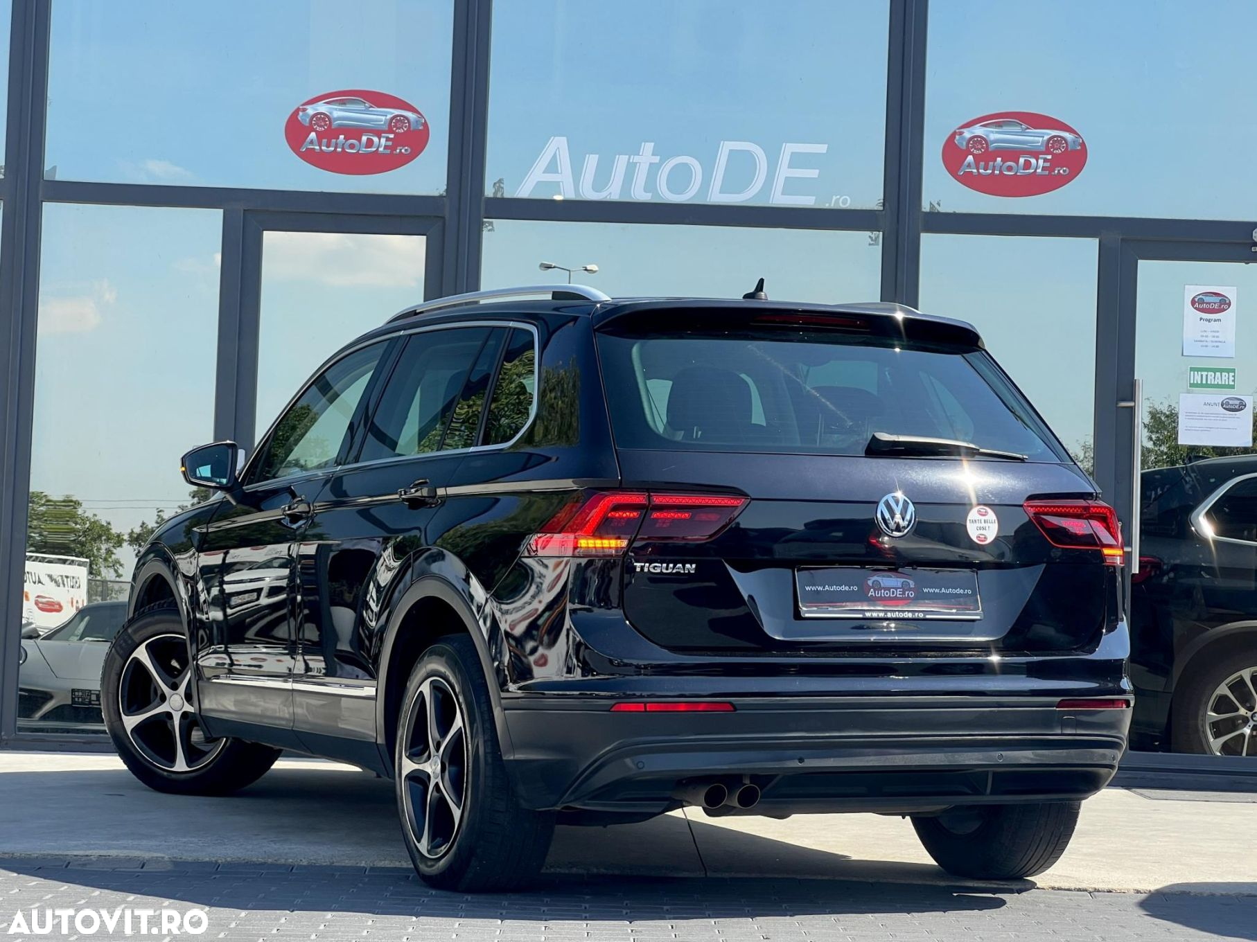 Volkswagen Tiguan - 3