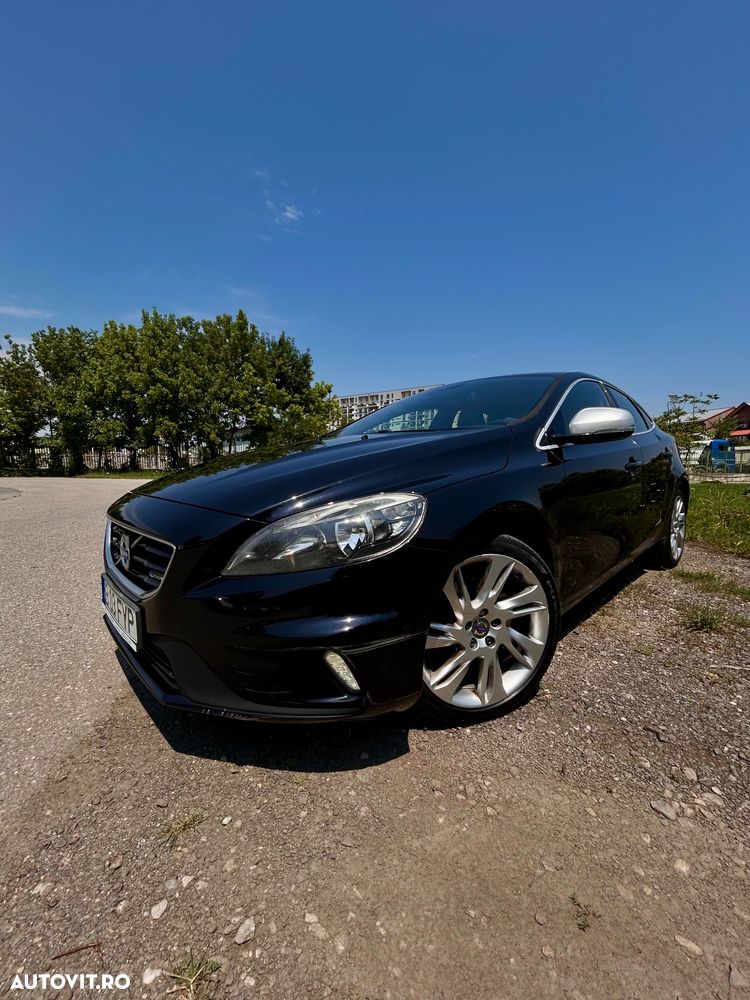 Volvo V40 D4 RDesign - 1