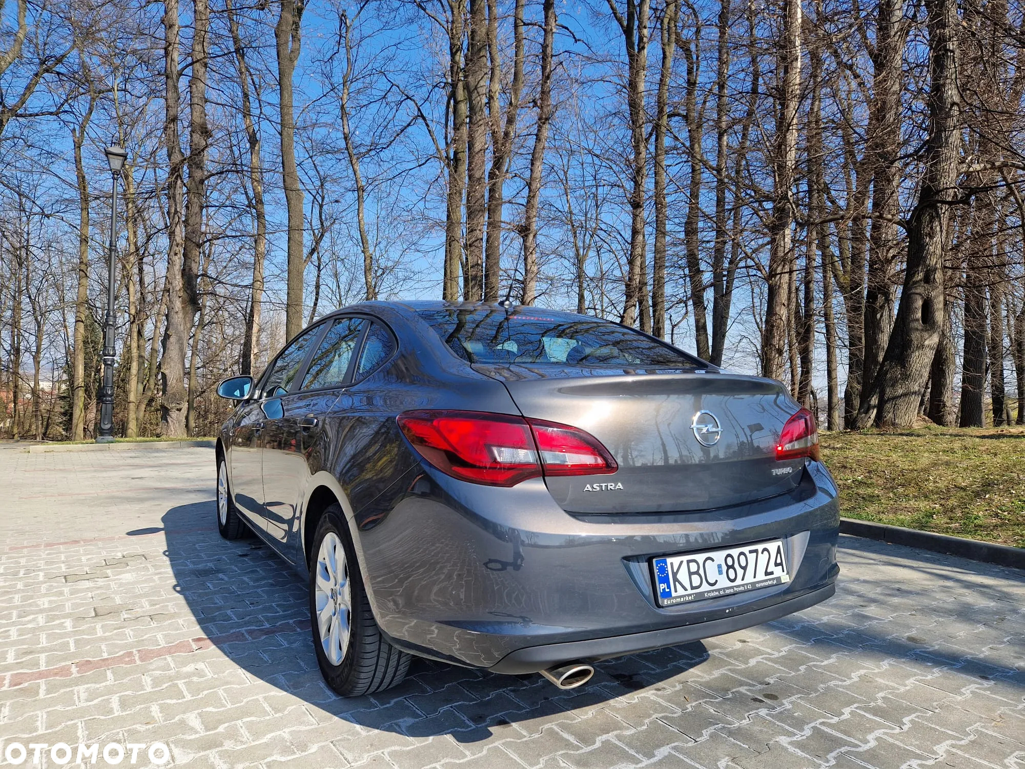 Opel Astra IV 1.4 T Active EU6 - 15