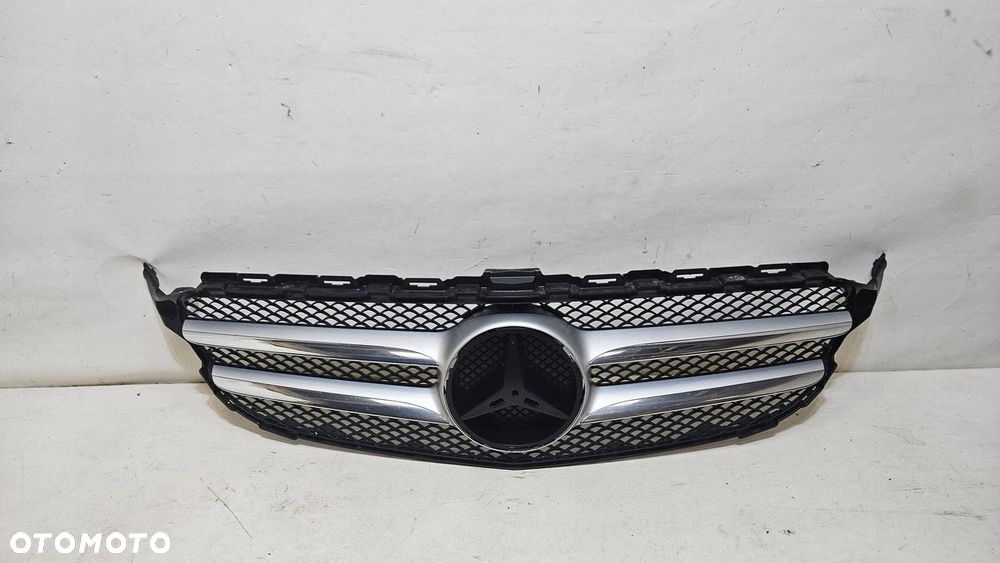 GRILL ATRAPA CHŁODNICY MERCEDES C-KLASA W205 A2058800183