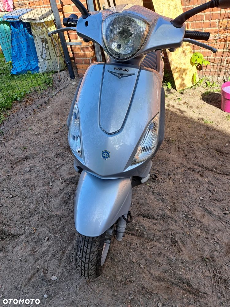 Piaggio FLY - 4