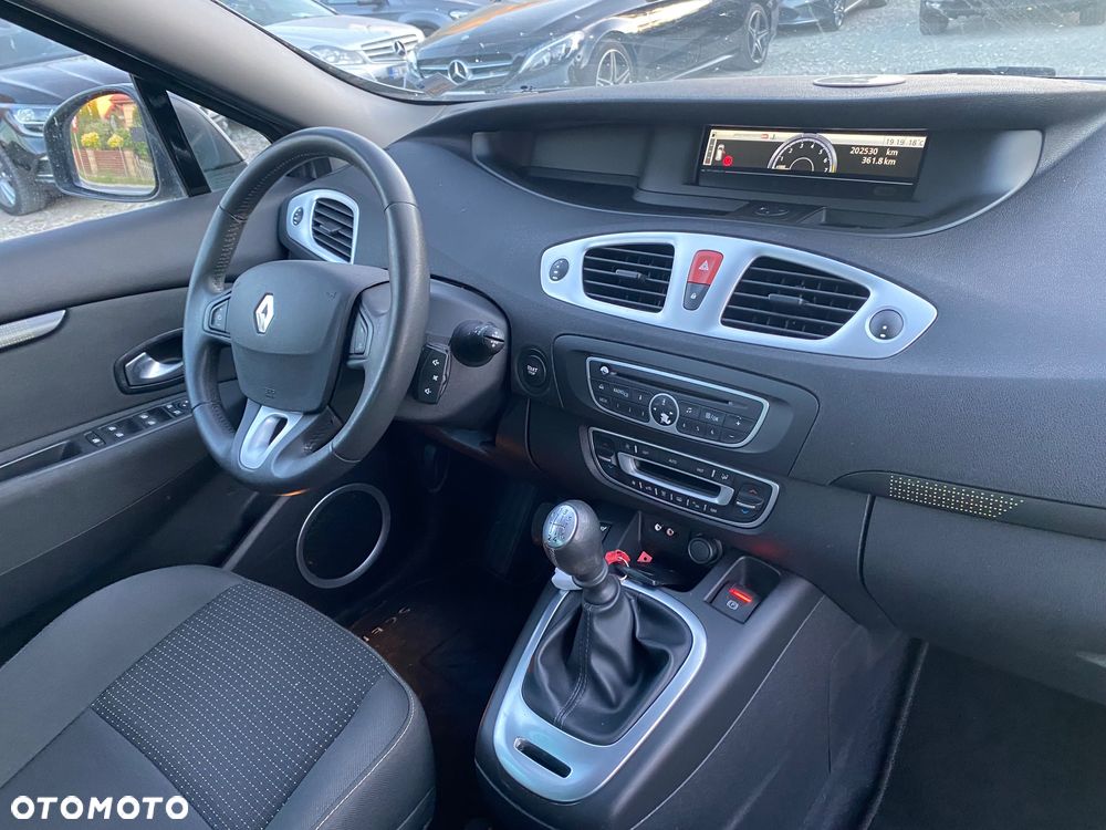 Renault Scenic 1.6 16V 110 Dynamique - 25