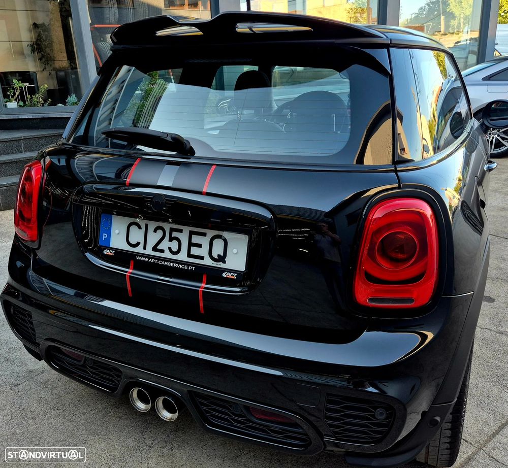 MINI 3 Portas One JCW - 18