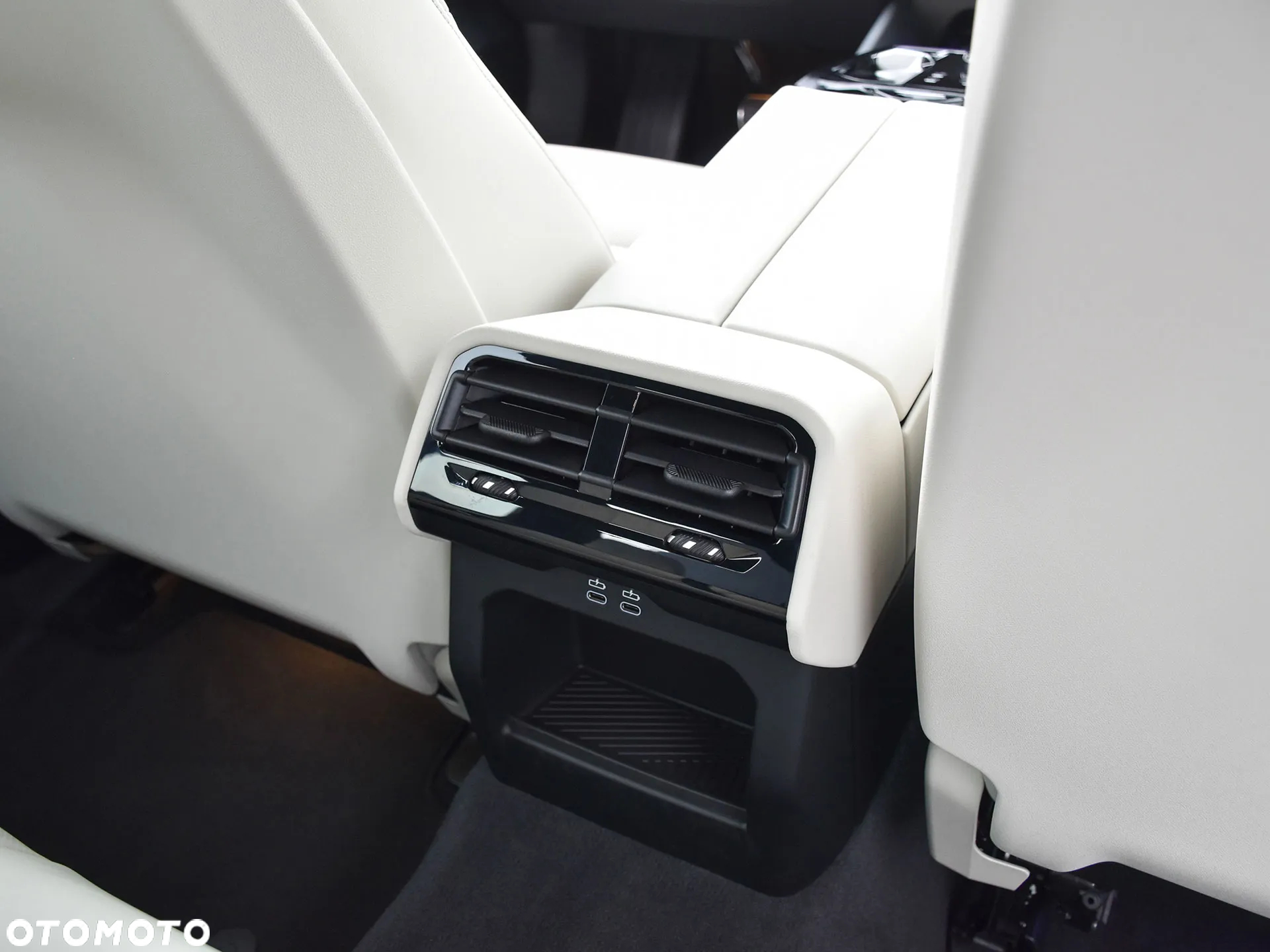 BMW Seria 5 - 24