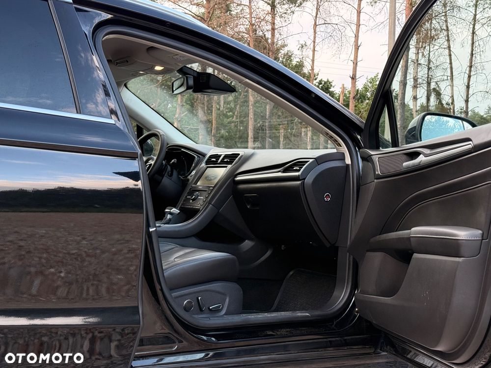 Ford Mondeo 2.0 TDCi Bi-Turbo Titanium PowerShift - 10