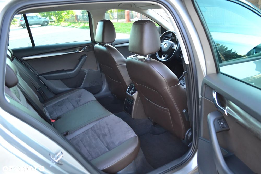 Skoda Octavia 2.0 TDI 4x4 DSG Scout - 22