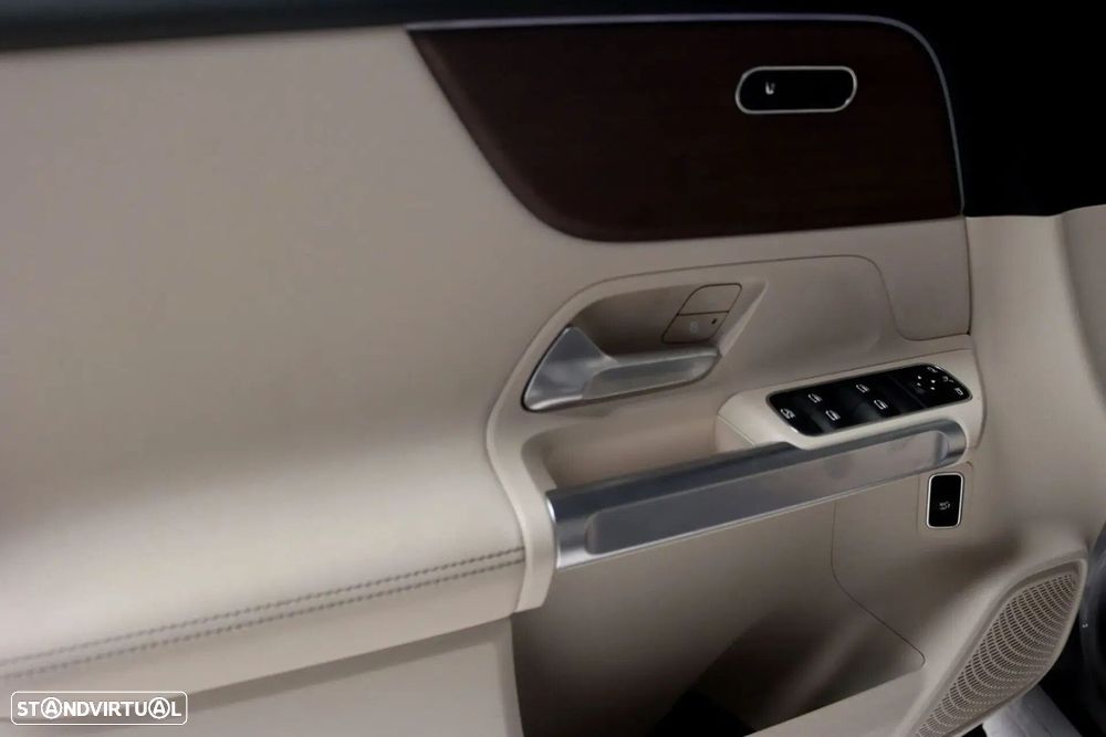 Mercedes-Benz EQB 300 4Matic - 12