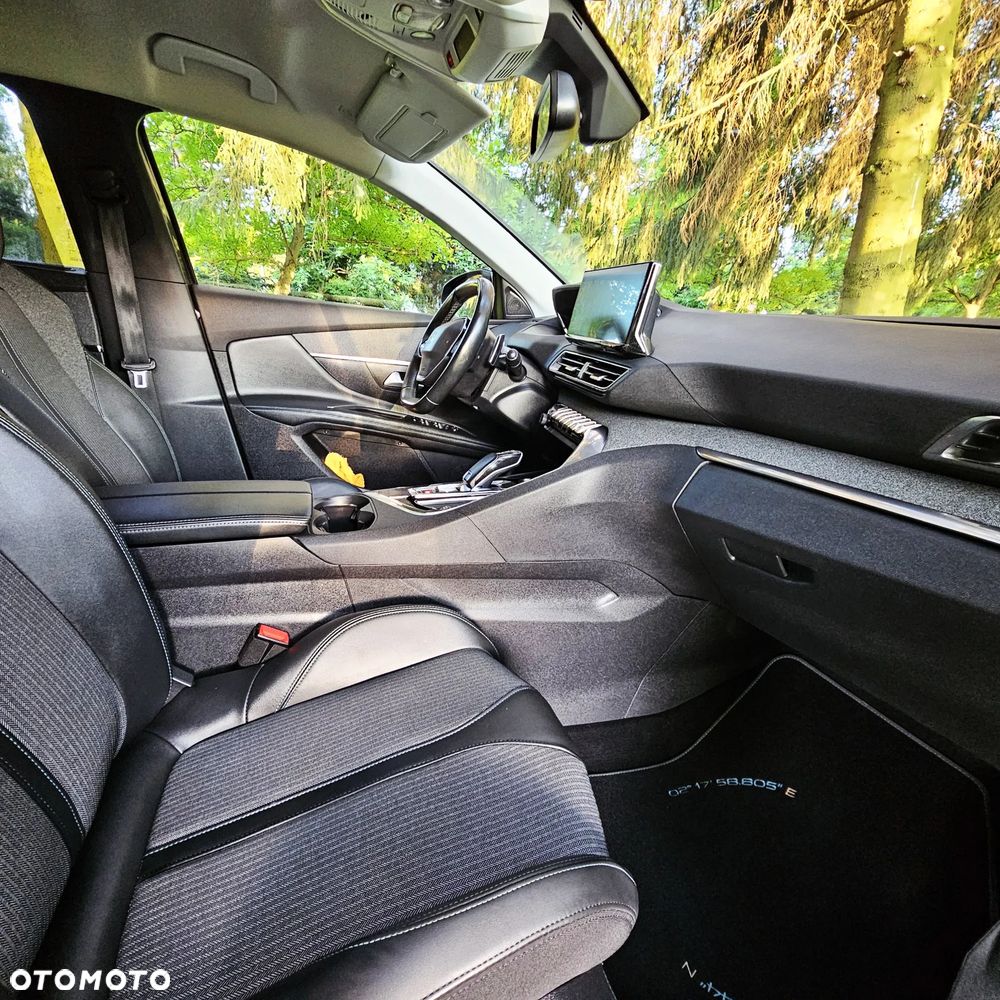 Peugeot 5008 2.0 BlueHDI Crossway S&S EAT8 - 19