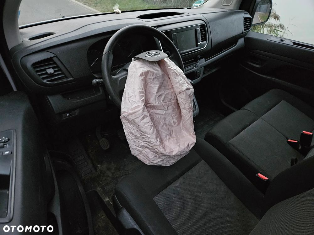 Opel Vivaro - 21