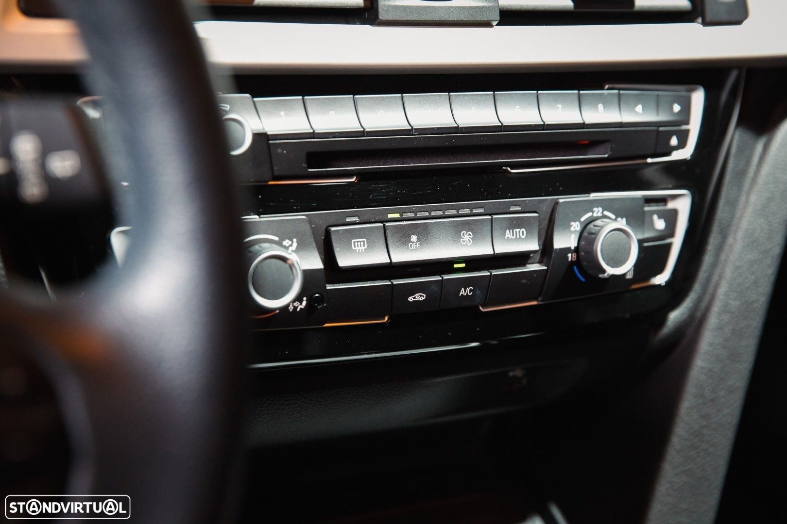 BMW 320 d Touring xDrive Auto - 9