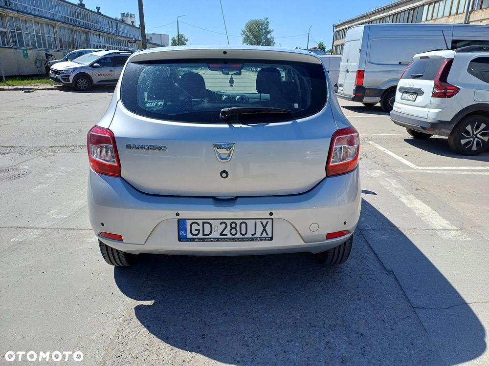 Dacia Sandero 1.2 16V Ambiance - 4