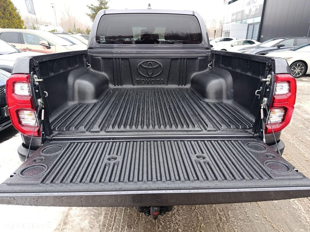Toyota Hilux 2.8 D-4D mHEV Double Cab Executive 4x4 - 14