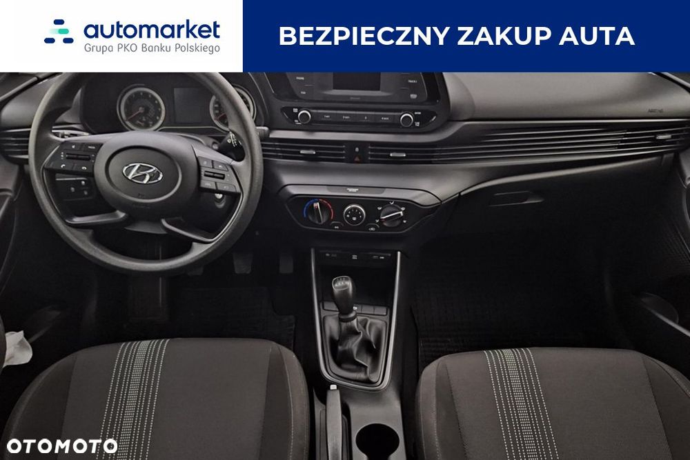 Hyundai i20 1.2 Pure - 11