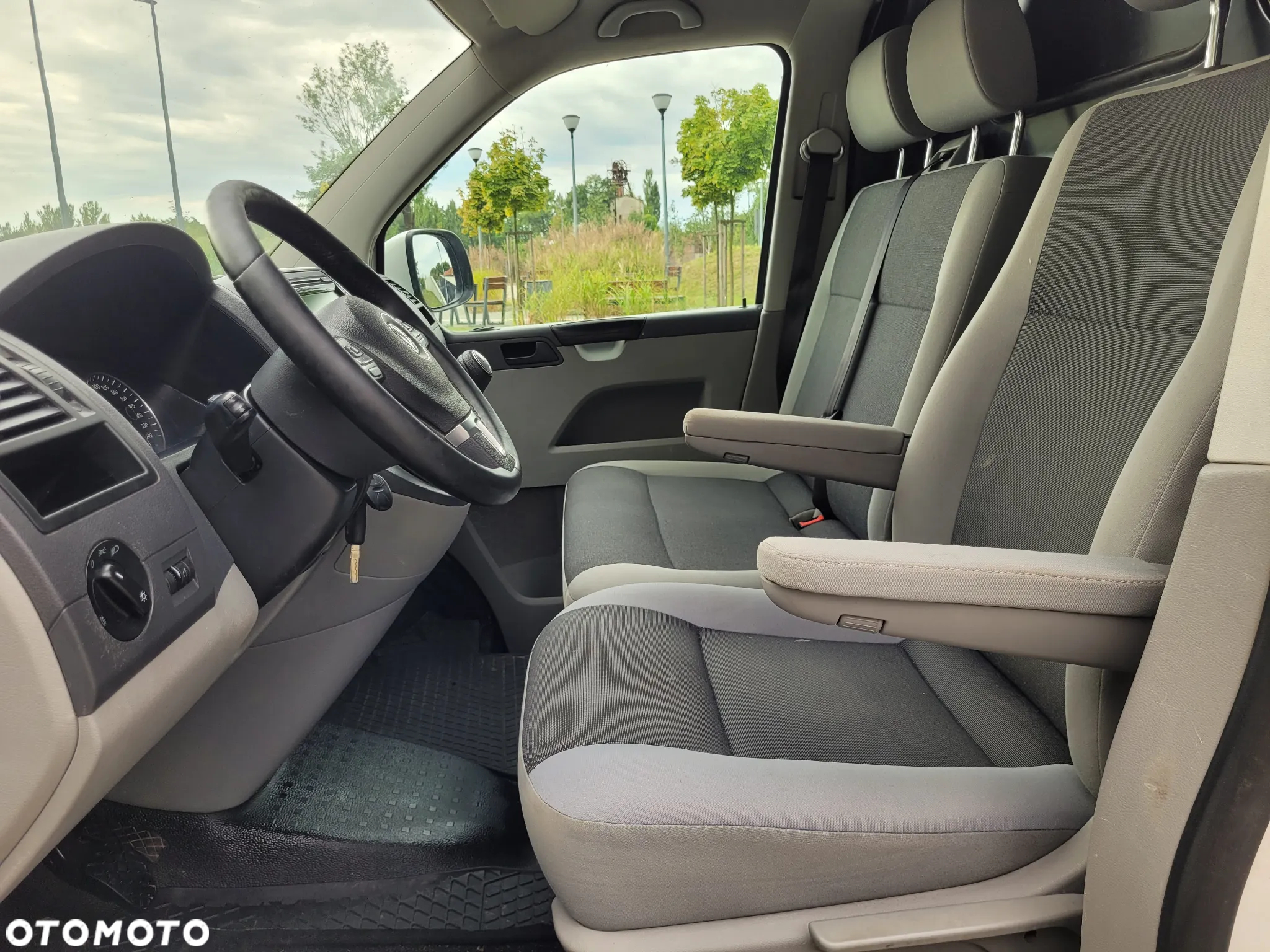 Volkswagen Transporter Long - 9