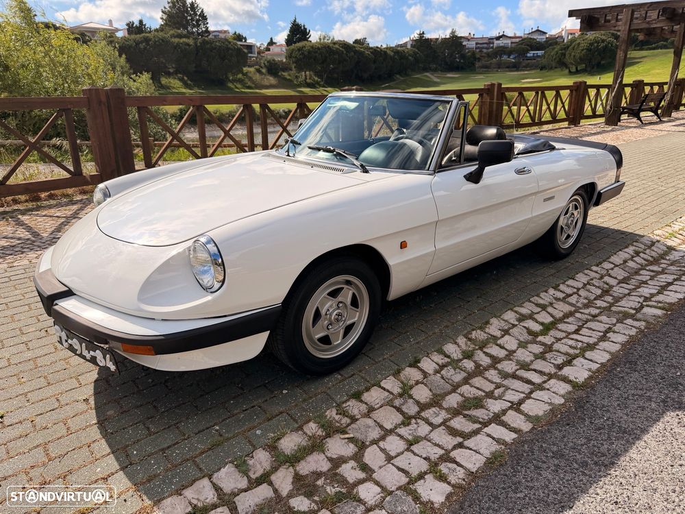 Alfa Romeo Spider 1.6 - 15