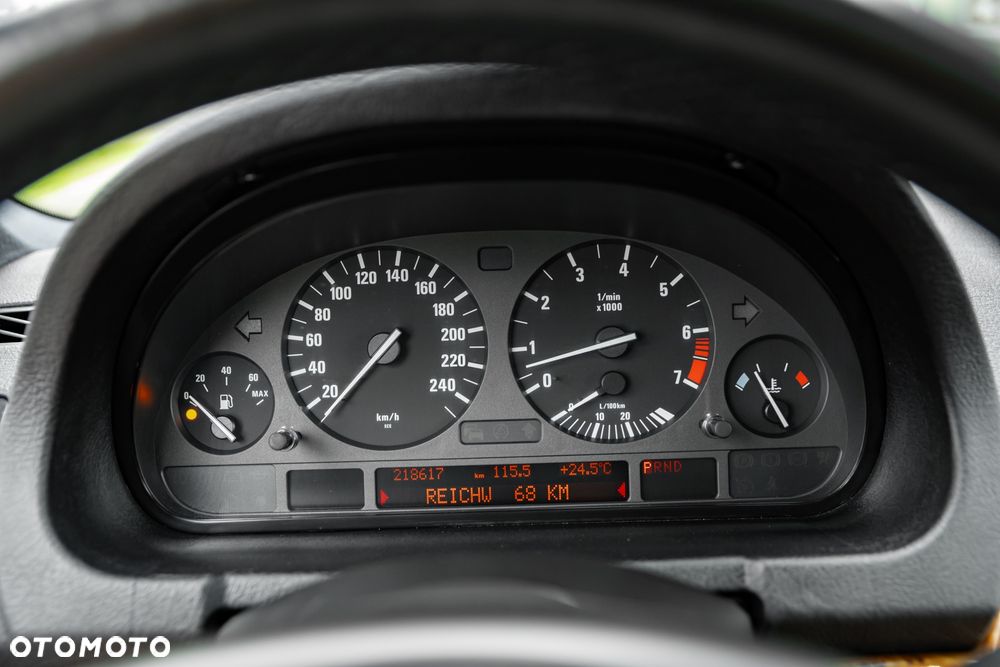 BMW X5 3.0 i - 28