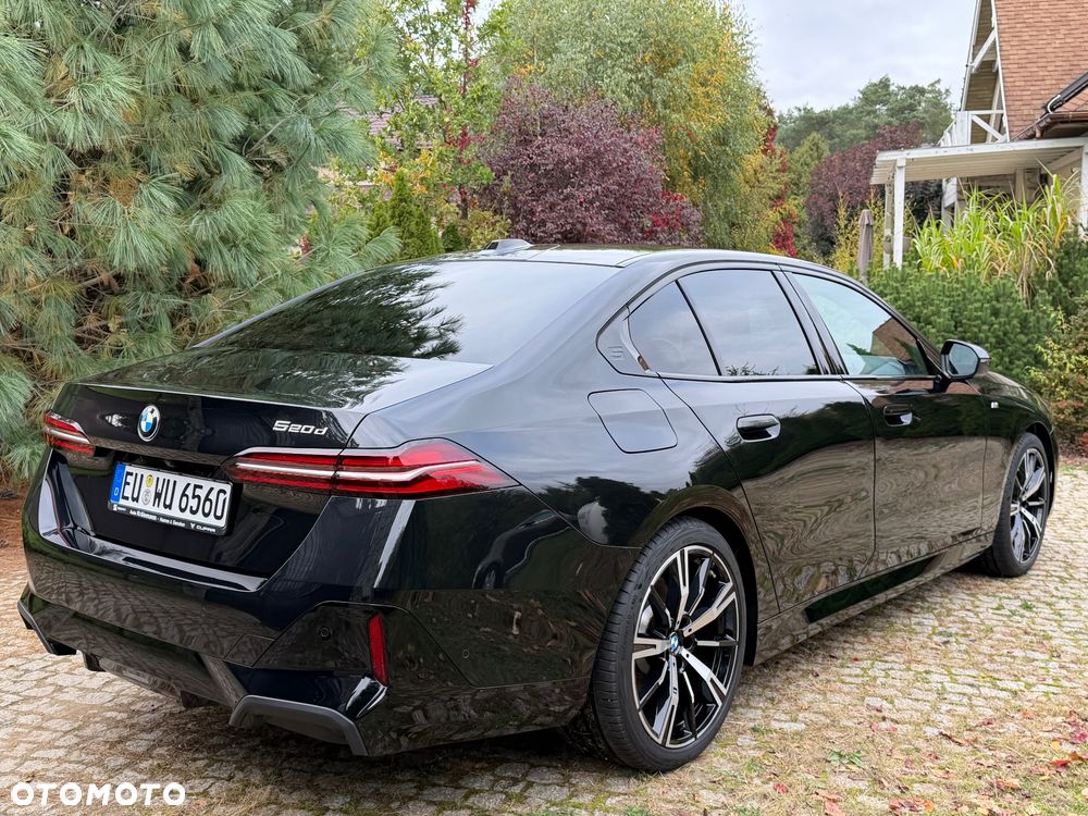 BMW Seria 5 2024 photo 3