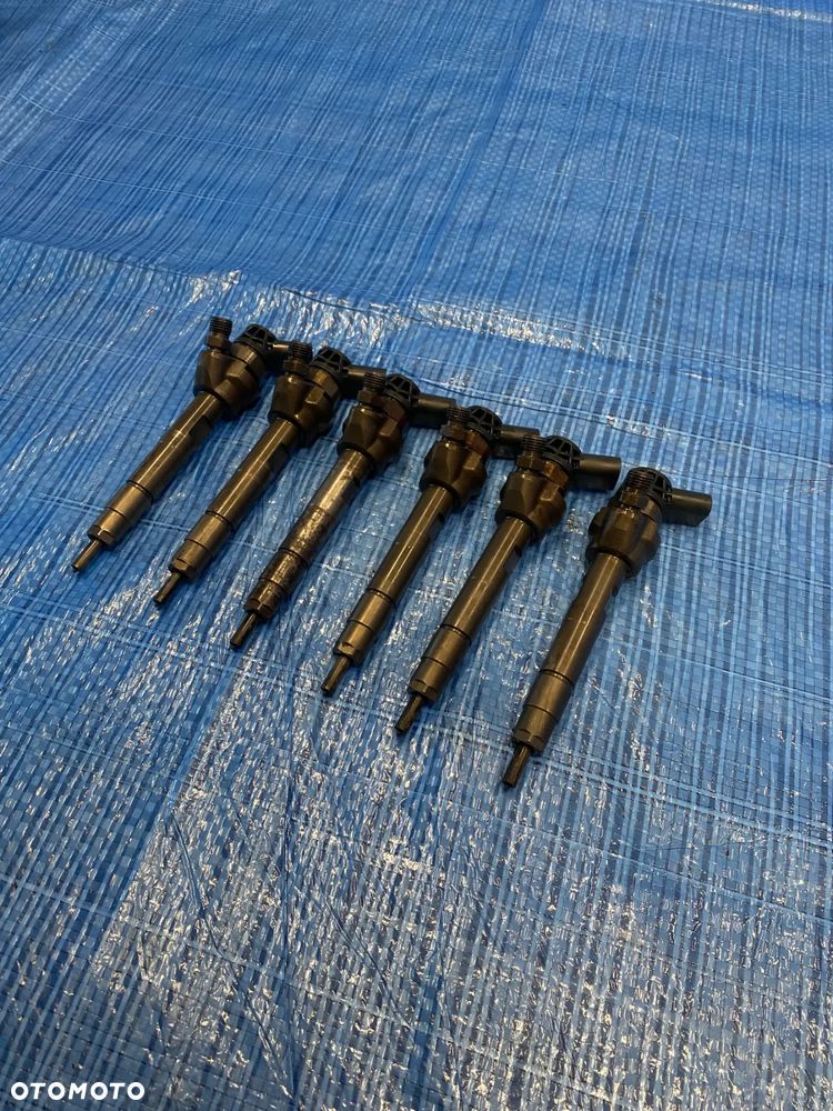 WTRYSK WTRYSKIWACZ WTRYSKIWACZE PALIWA 2.0D N47 3.0D N57 BMW F10 F20 F25 F30 F31 F34 0445110616 - 6