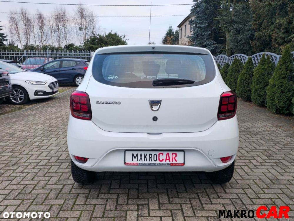 Dacia Sandero - 6