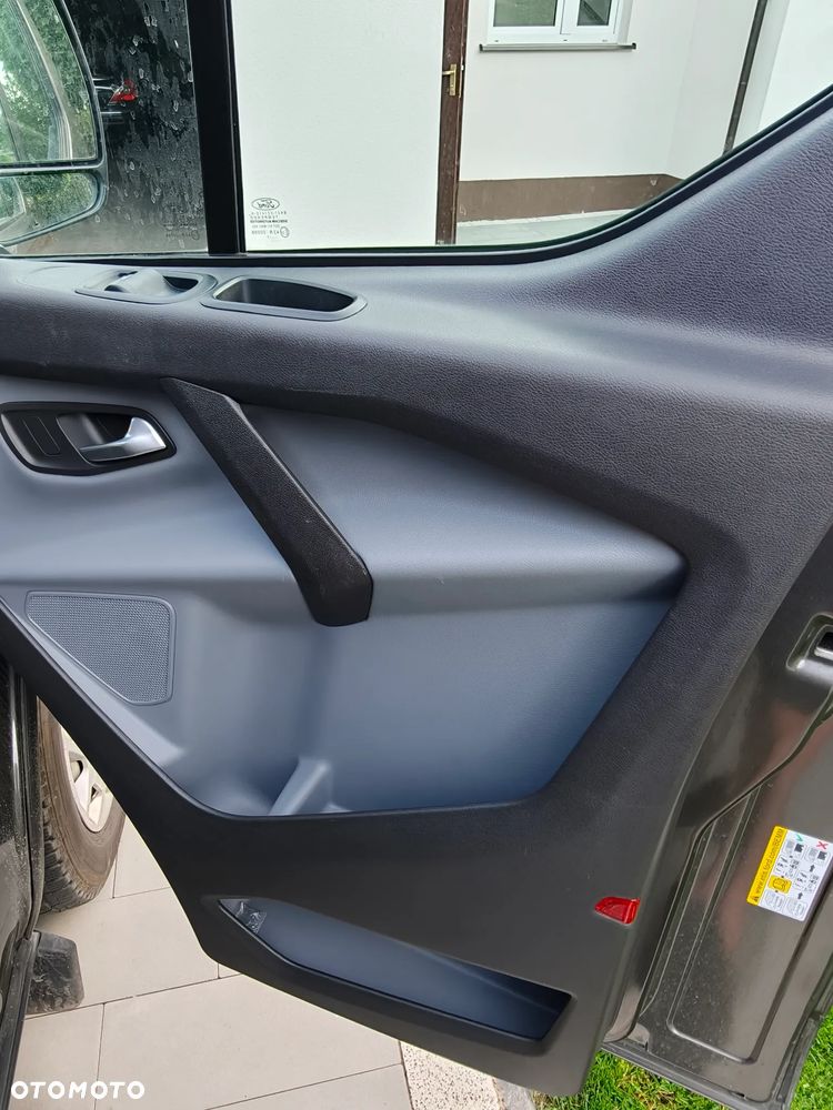 Ford Transit Custom - 14