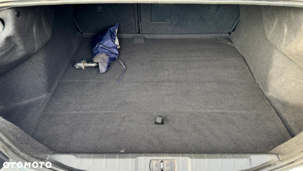 Peugeot 508 2.0 BlueHDi Allure S&S - 26