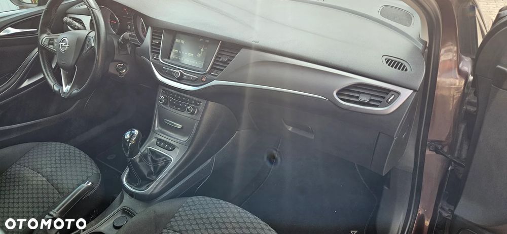 Opel Astra 1.4 T Cosmo S&S EU6 - 27
