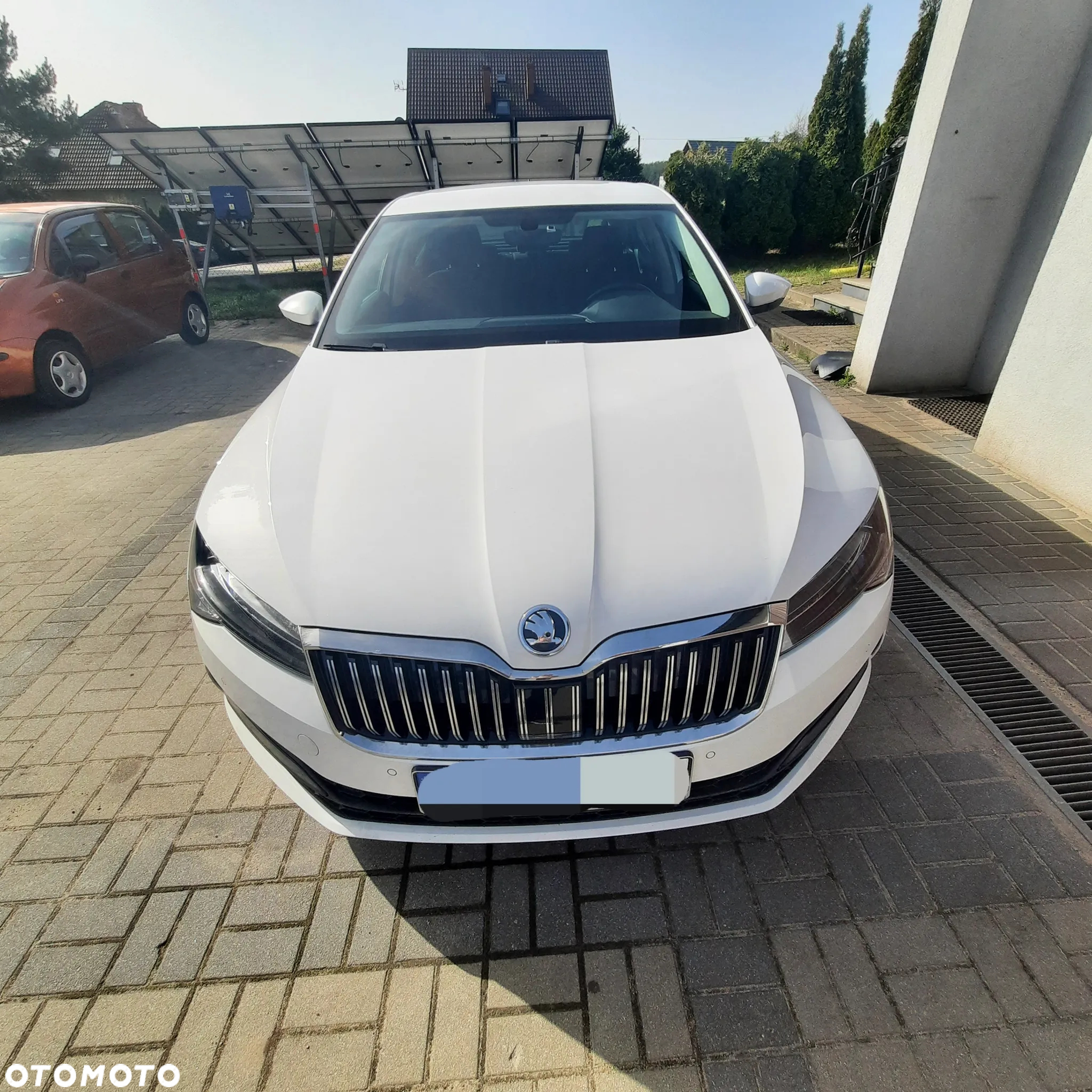 Skoda Superb 2.0 TDI DSG Active - 2