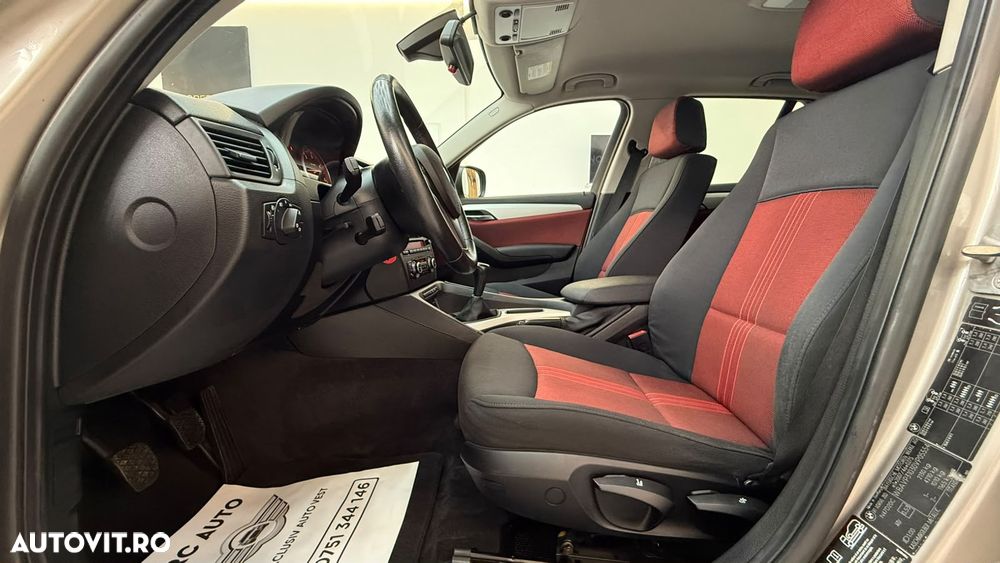 BMW X1 xDrive20d - 8