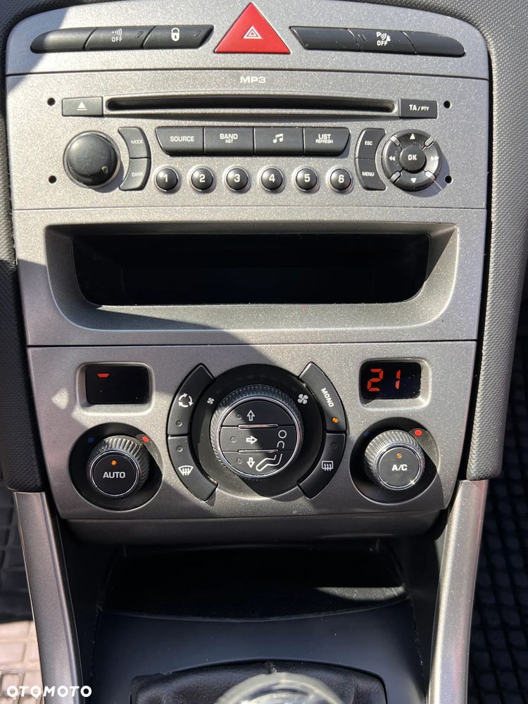 Peugeot 308 1.6 HDi Presence - 23