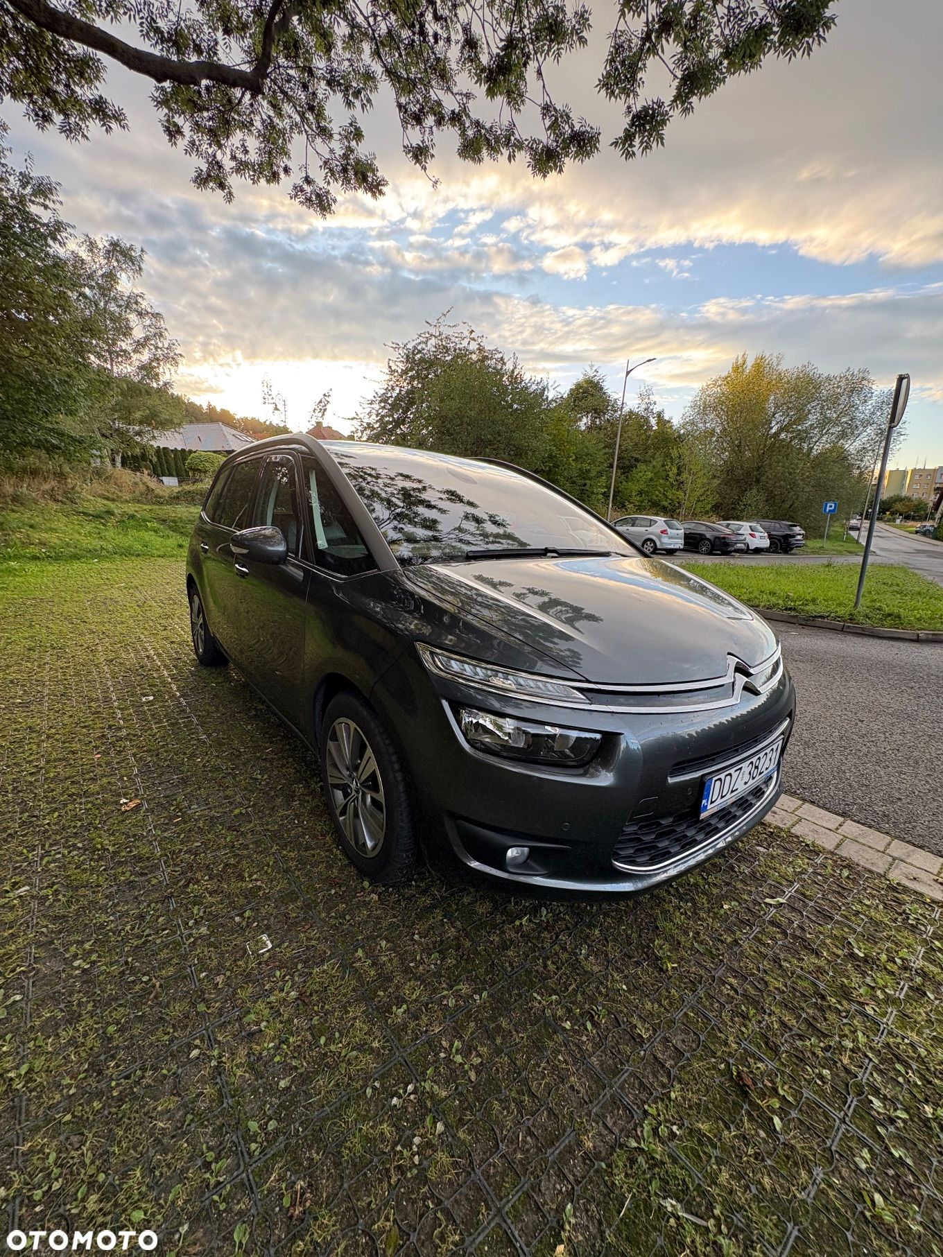 Citroën C4 Picasso 2.0 BlueHDi Exclusive - 1