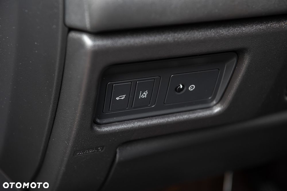 Land Rover Discovery Sport - 18