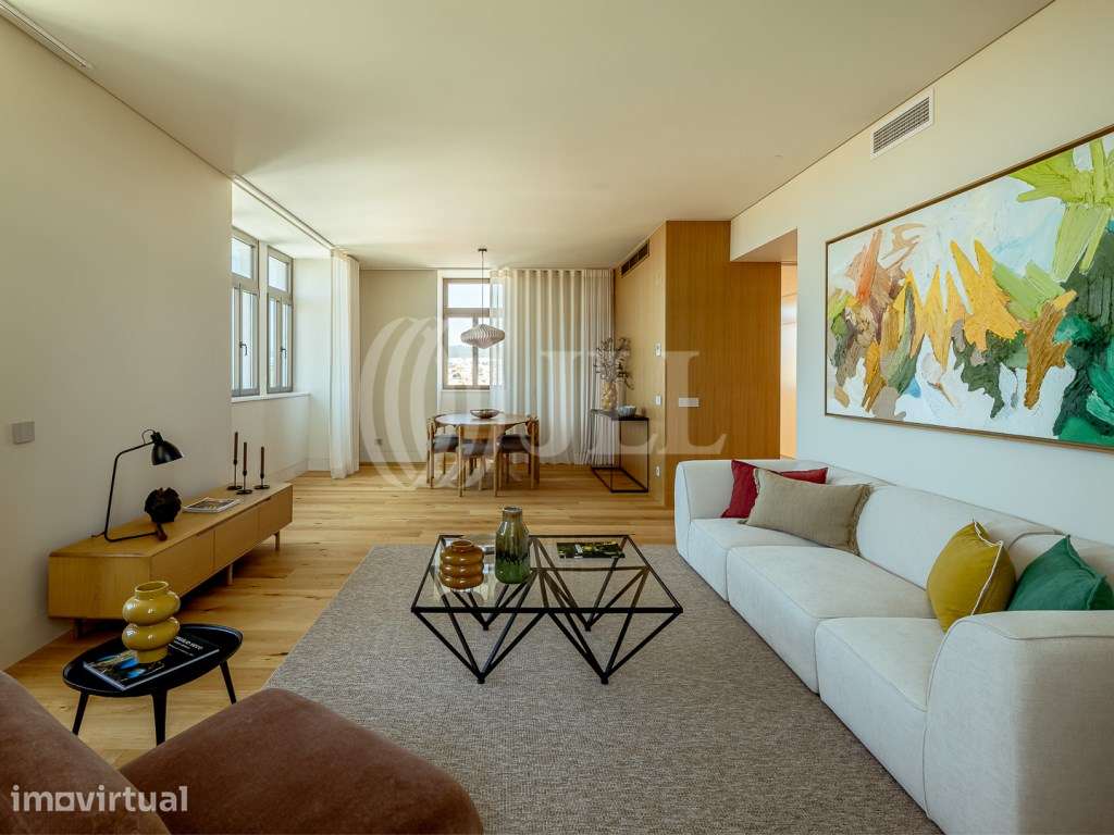 Apartamento T3 com terraço no Monte Estoril em Cascais - Grande imagem: 2/65