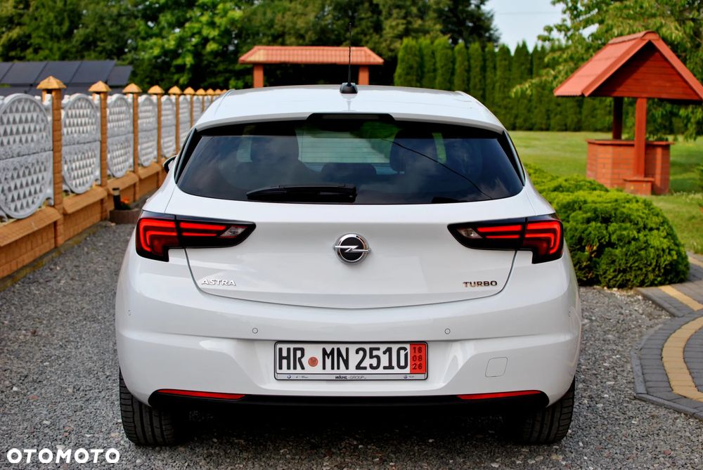 Opel Astra 1.4 T Sport S&S - 11